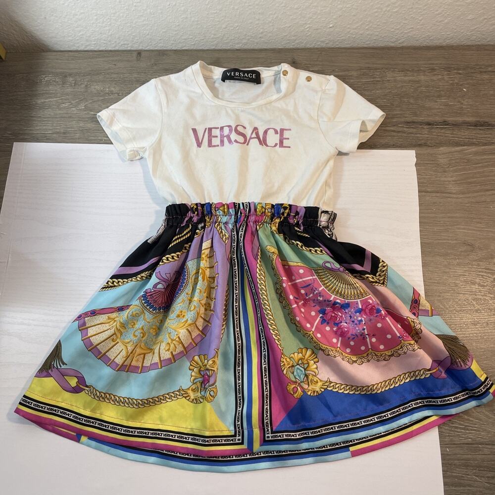 Authentic Versace Kids Girls I Ventagli T-Shirt Dress Size 36M 3T 3 Years QR Tag
